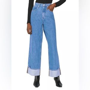 Frame High Waist Wide Leg Rolled Jean in Meadow size 26. Never been worn.